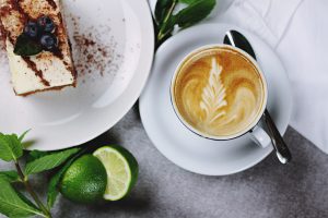 Kaffe och kaka på minnestund