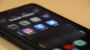 Avsluta sociala medier vid dödsfall